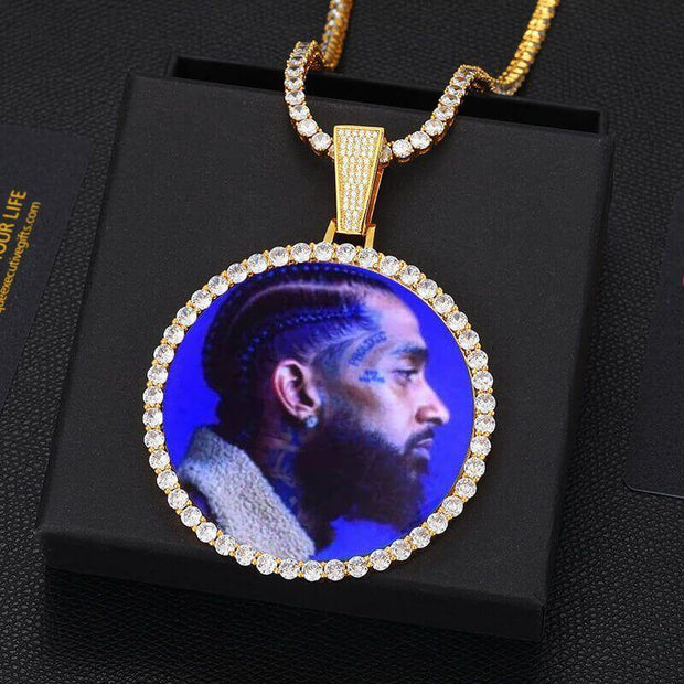14k Gold Chain With Picture Inside Pendant Necklace - Unique Executive Gifts