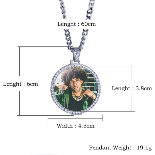 Personalized pendant necklace with pictures